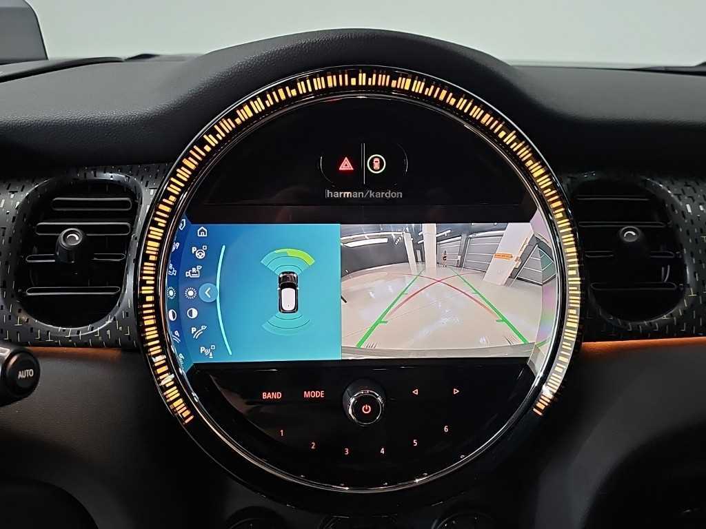 Mini Cooper — photo 14