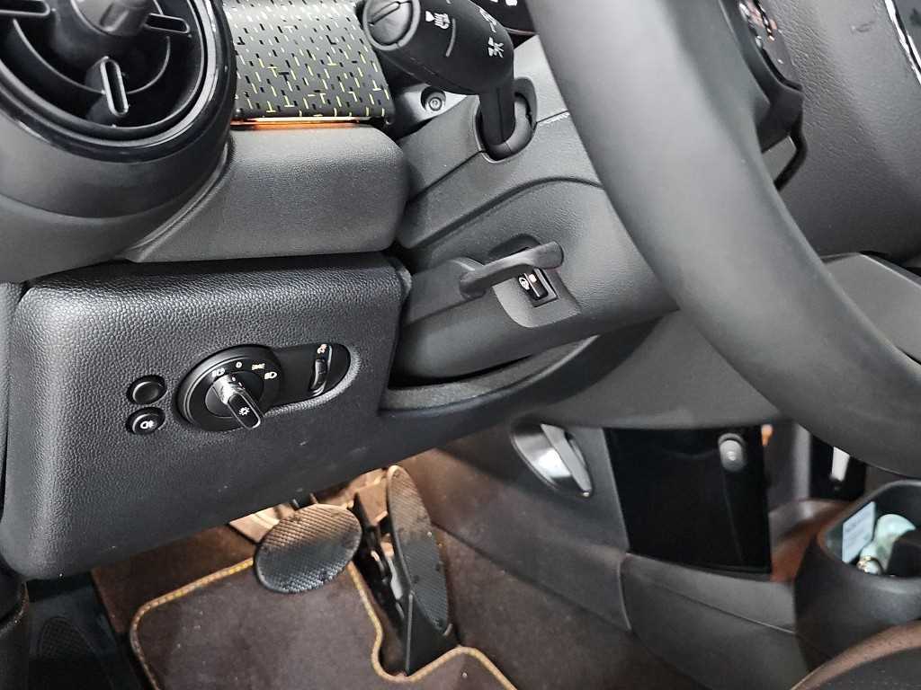 Mini Cooper — photo 16