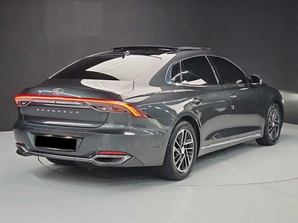 Hyundai Grandeur — photo 04