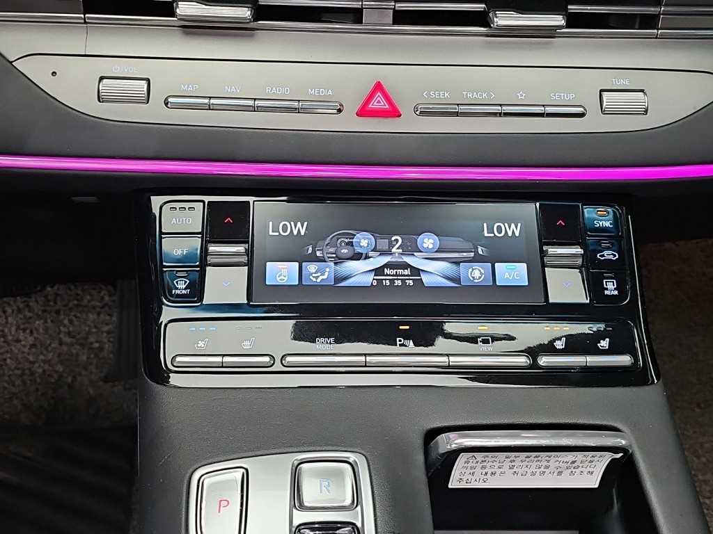 Hyundai Grandeur — photo 10