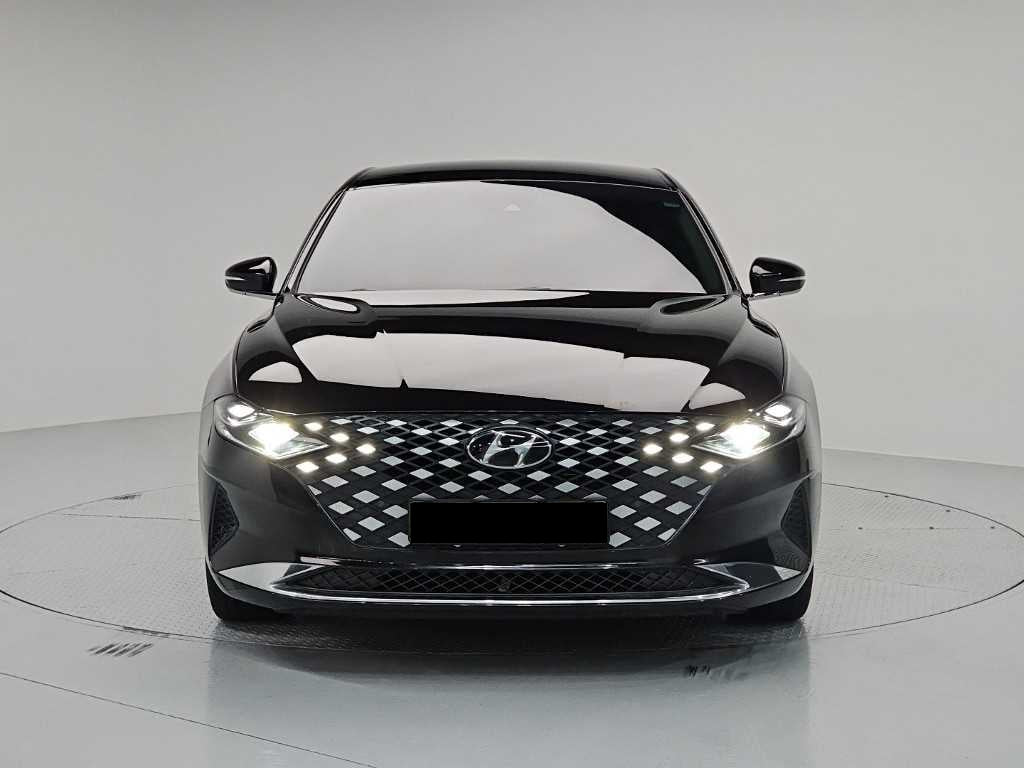 Hyundai Grandeur — photo 02