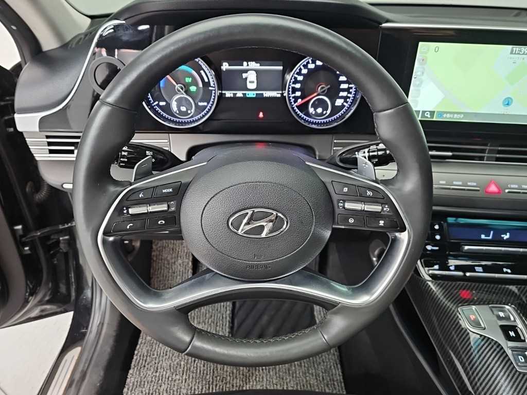 Hyundai Grandeur — photo 09