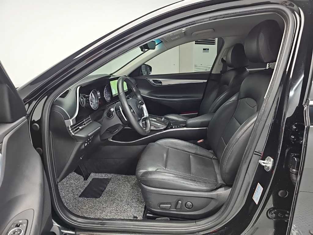 Hyundai Grandeur — photo 11