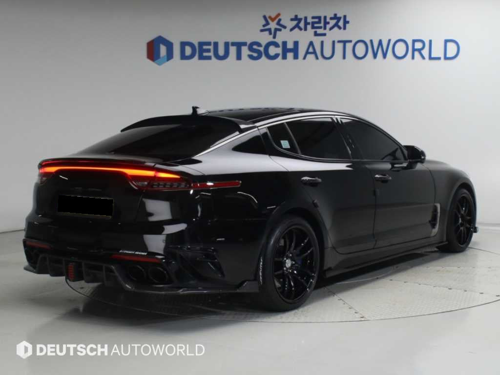 Kia Stinger — photo 02