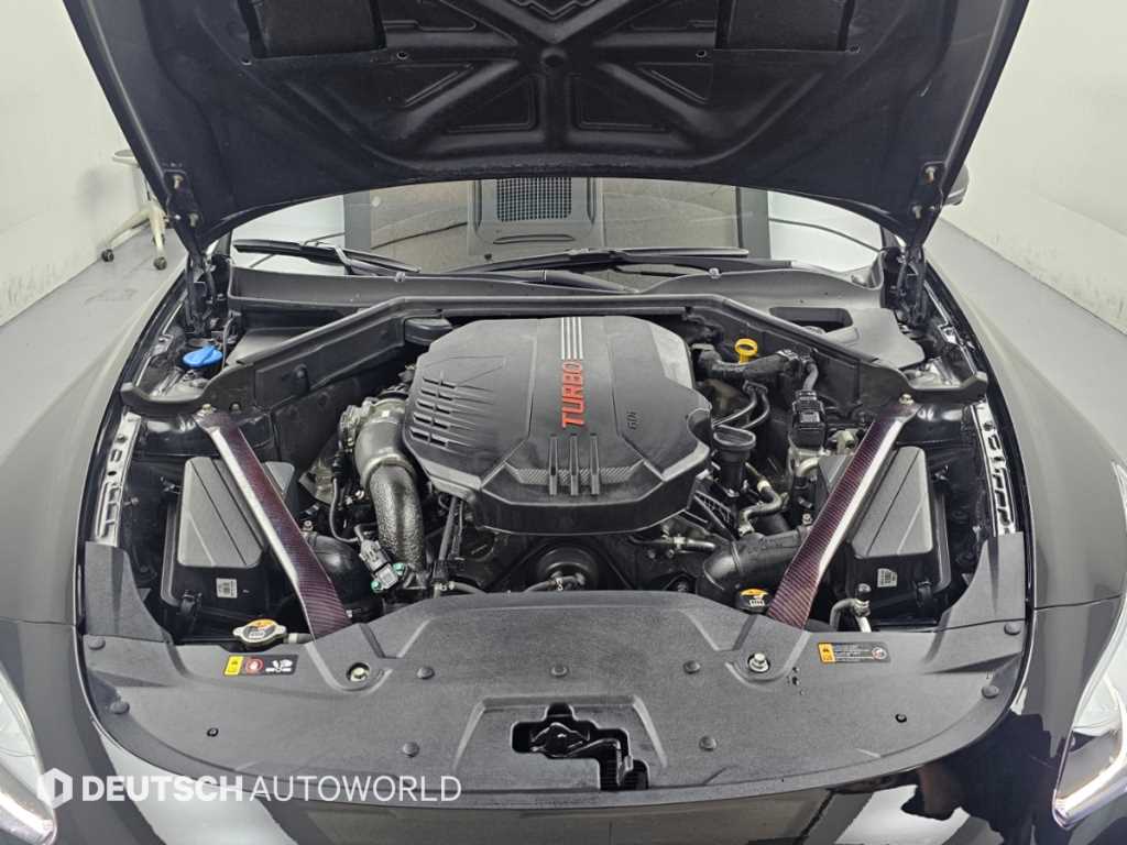 Kia Stinger — photo 06