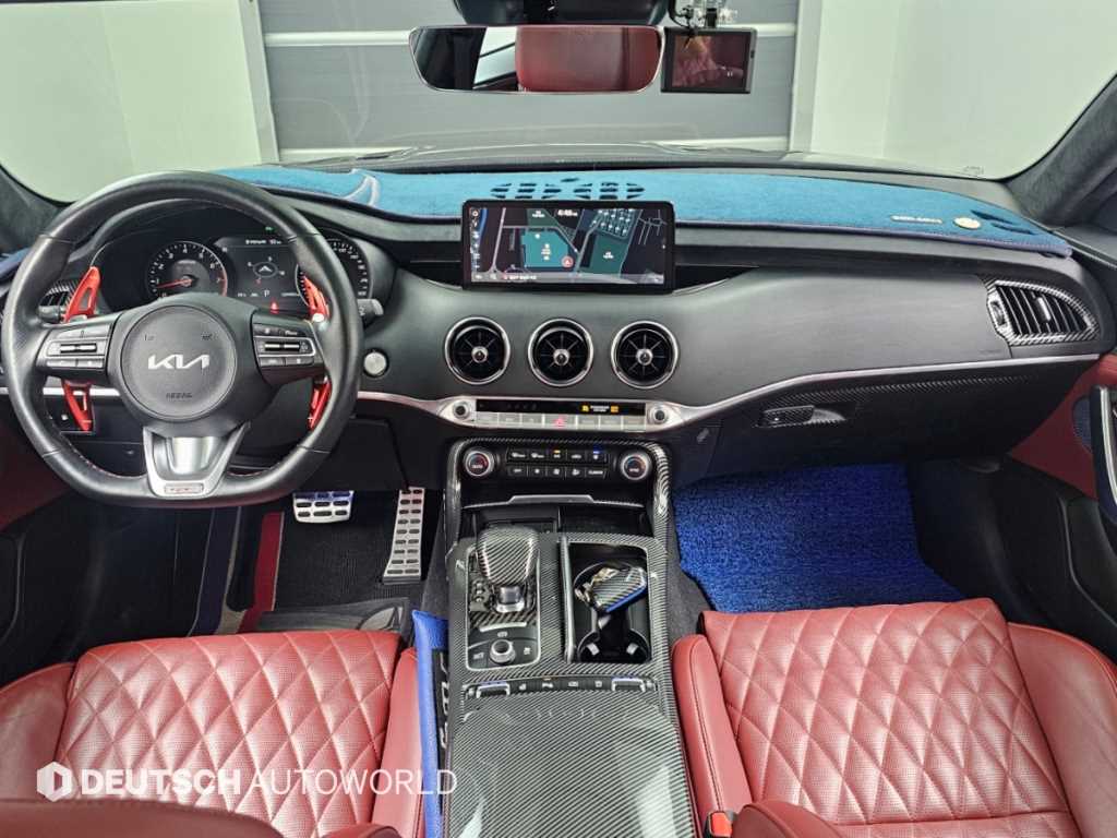 Kia Stinger — photo 07
