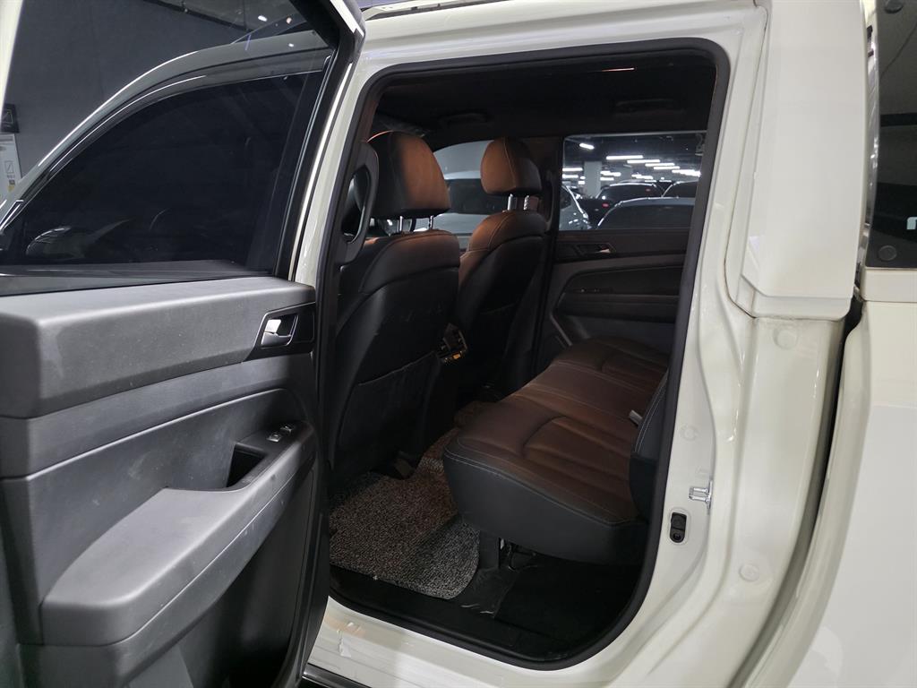 KGM Rexton — photo 08
