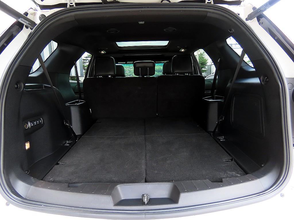 Ford Explorer — photo 17