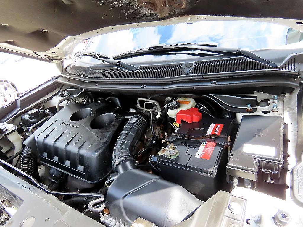 Ford Explorer — photo 19