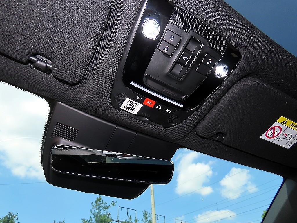 Kia Sorento — photo 14