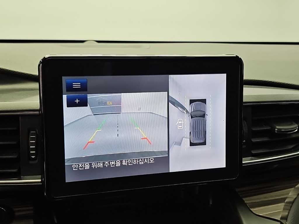 Ford Explorer — photo 16