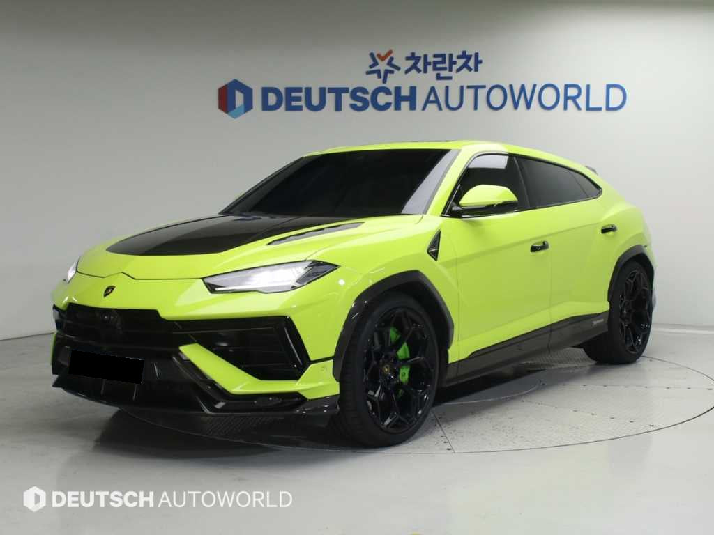 Lamborghini Urus — photo 02