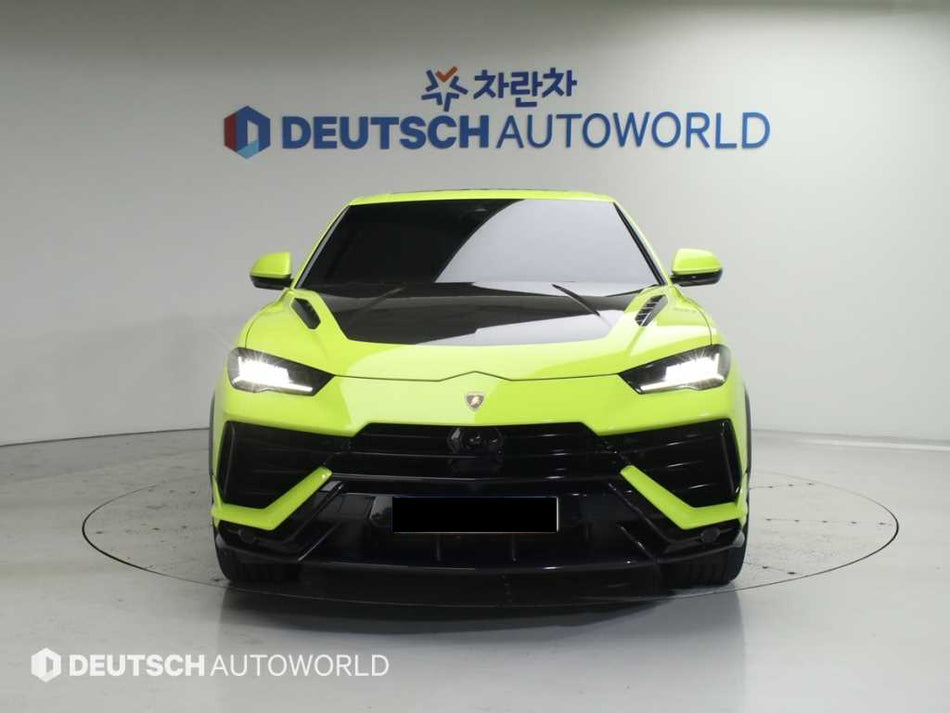 Lamborghini Urus — photo 03