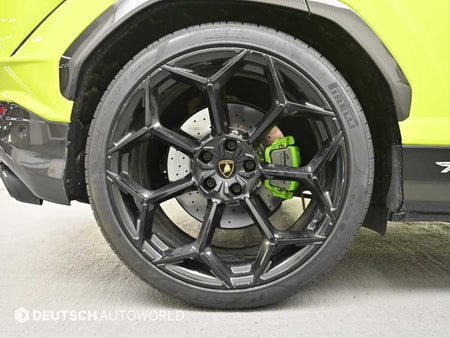 Lamborghini Urus — photo 05