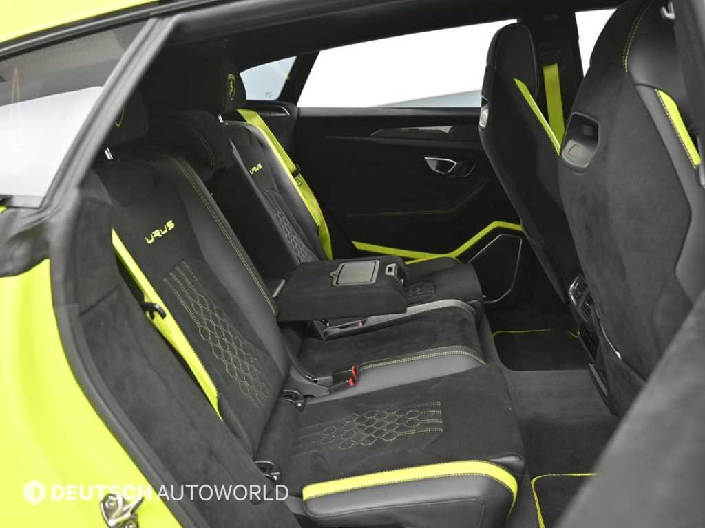 Lamborghini Urus — photo 12