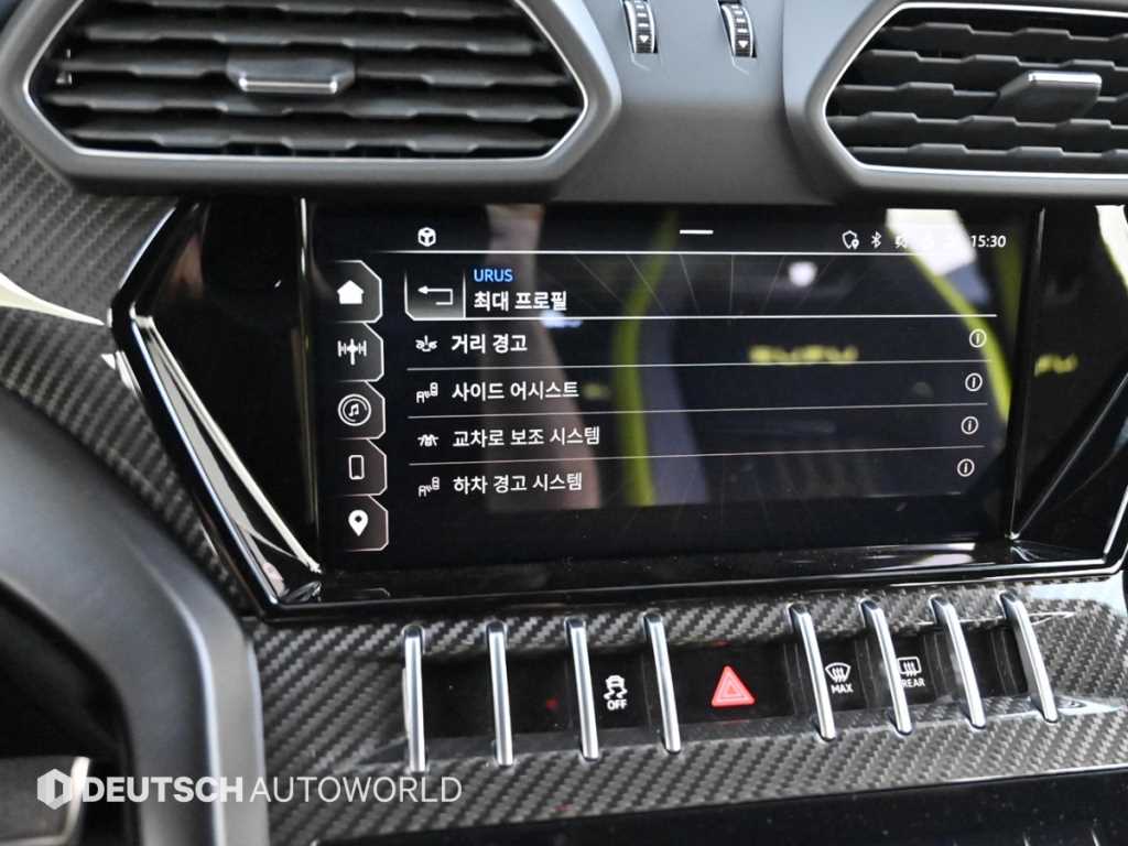 Lamborghini Urus — photo 16