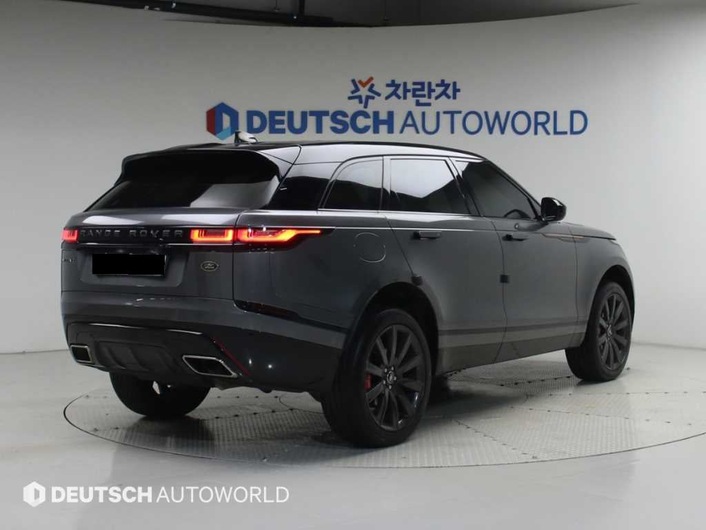 Land Rover Range Rover Velar — photo 02