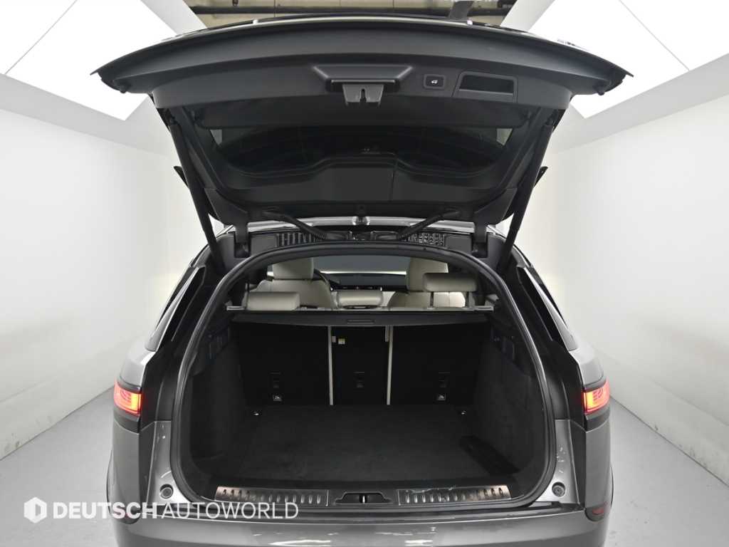 Land Rover Range Rover Velar — photo 19