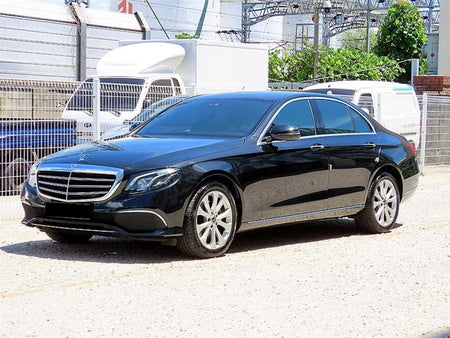 Mercedes-Benz E-Class — photo 02