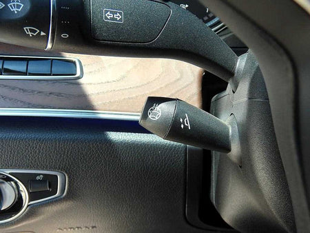 Mercedes-Benz E-Class — photo 12