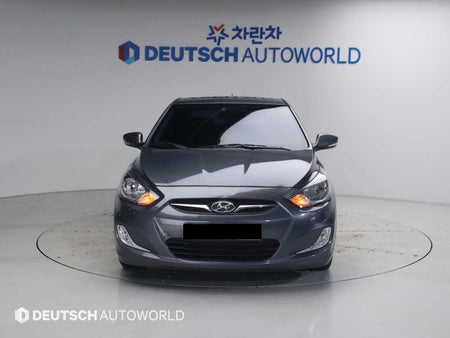 Hyundai Accent — photo 03