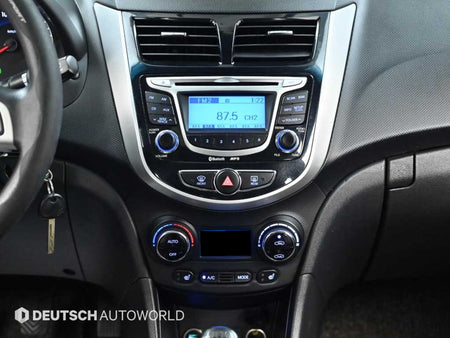 Hyundai Accent — photo 14