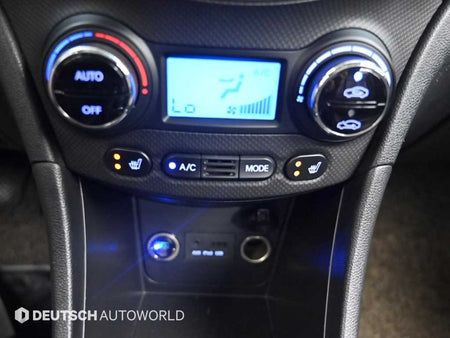 Hyundai Accent — photo 17