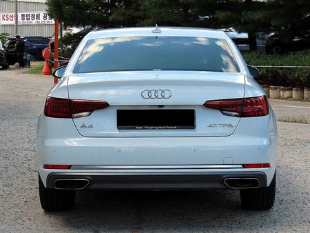 Audi A4 — photo 04