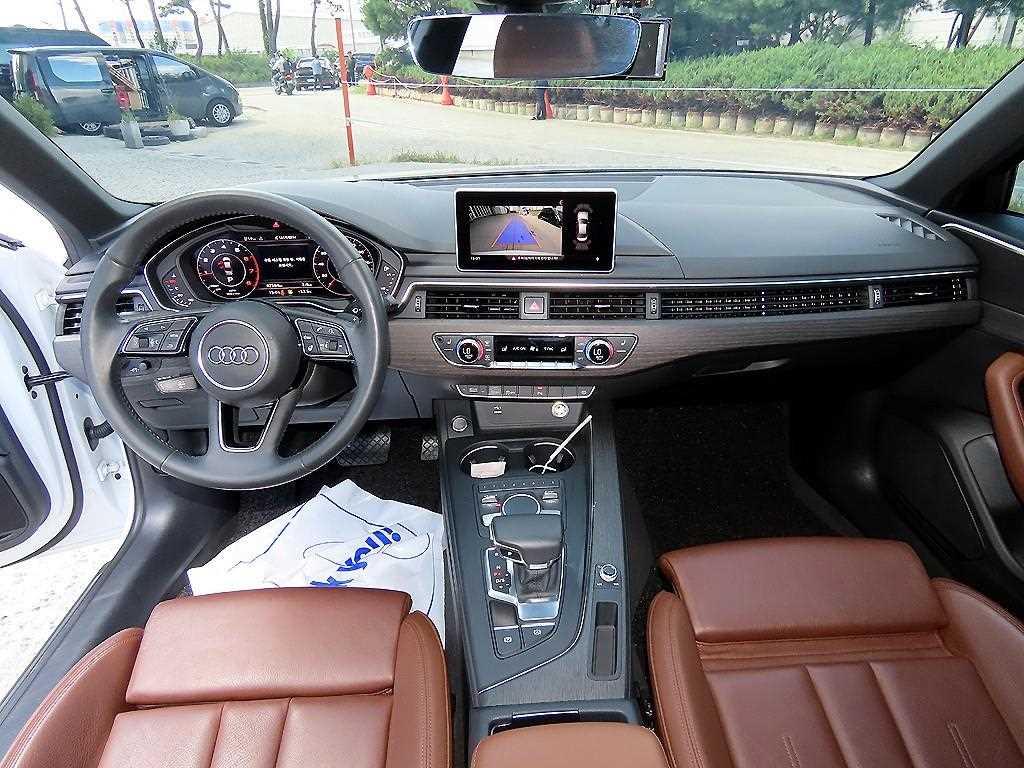 Audi A4 — photo 07
