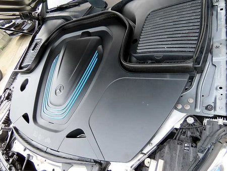 Mercedes-Benz EQC — photo 19