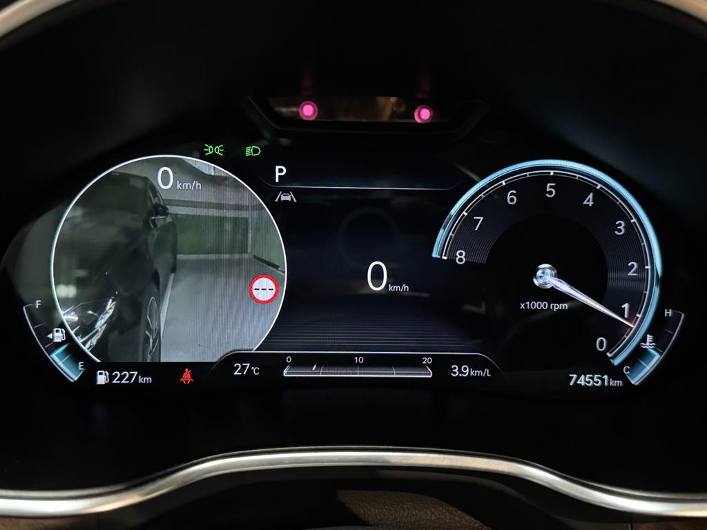 Genesis G80 — photo 09