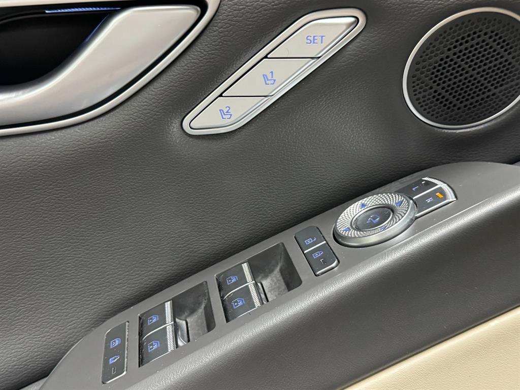 Genesis G80 — photo 15