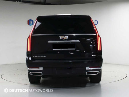 Cadillac Escalade — photo 04