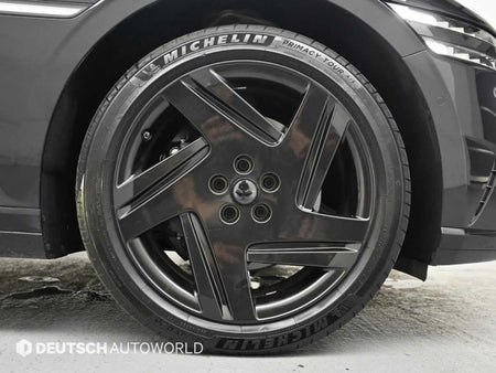 Genesis G90 — photo 05