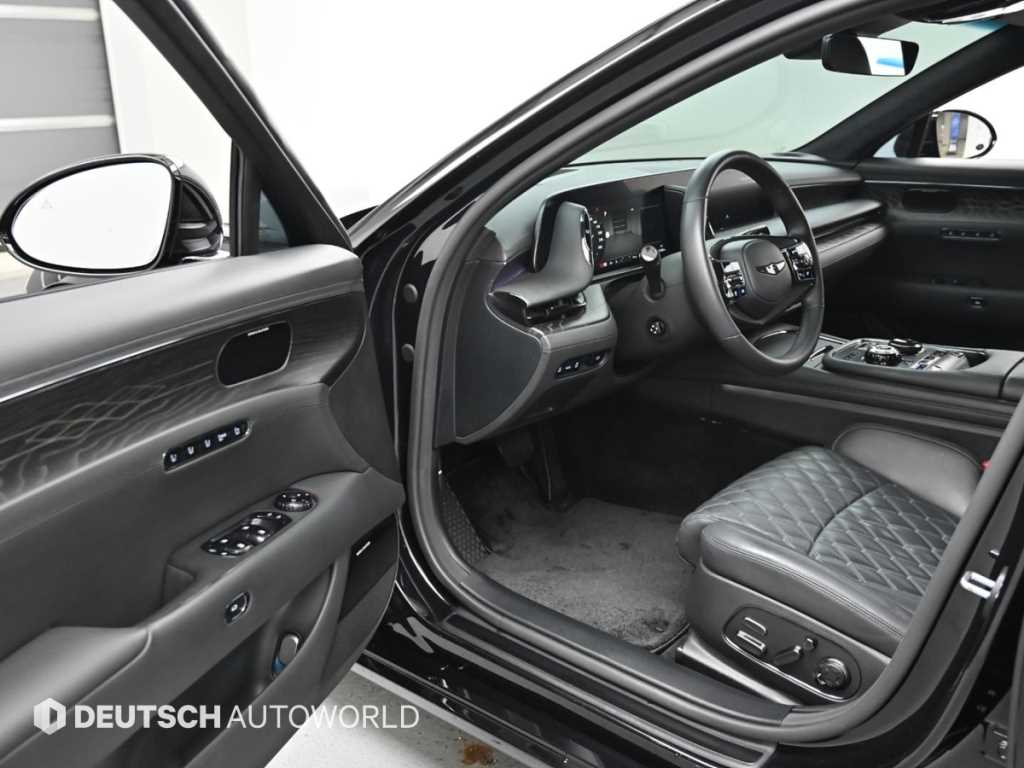 Genesis G90 — photo 11