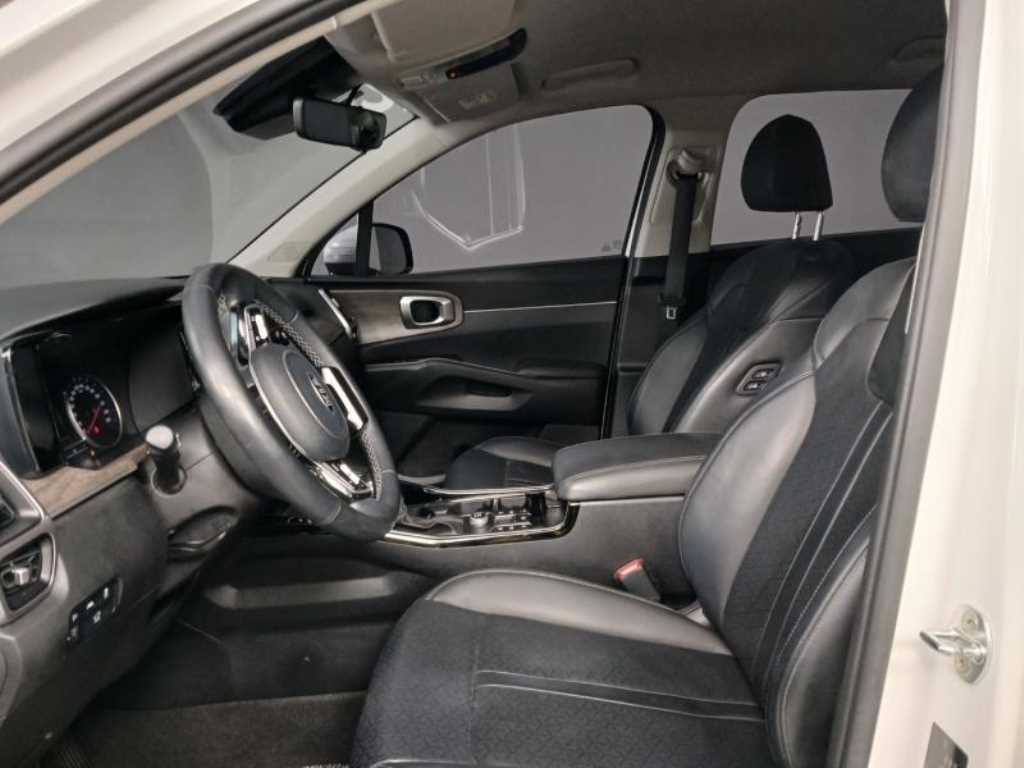 Kia Sorento — photo 07