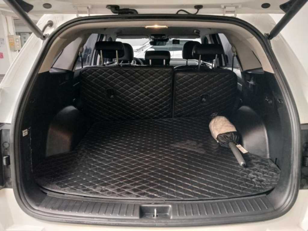 Kia Sorento — photo 18
