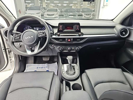Kia K3 — photo 09
