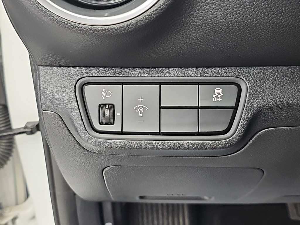 Kia K3 — photo 16