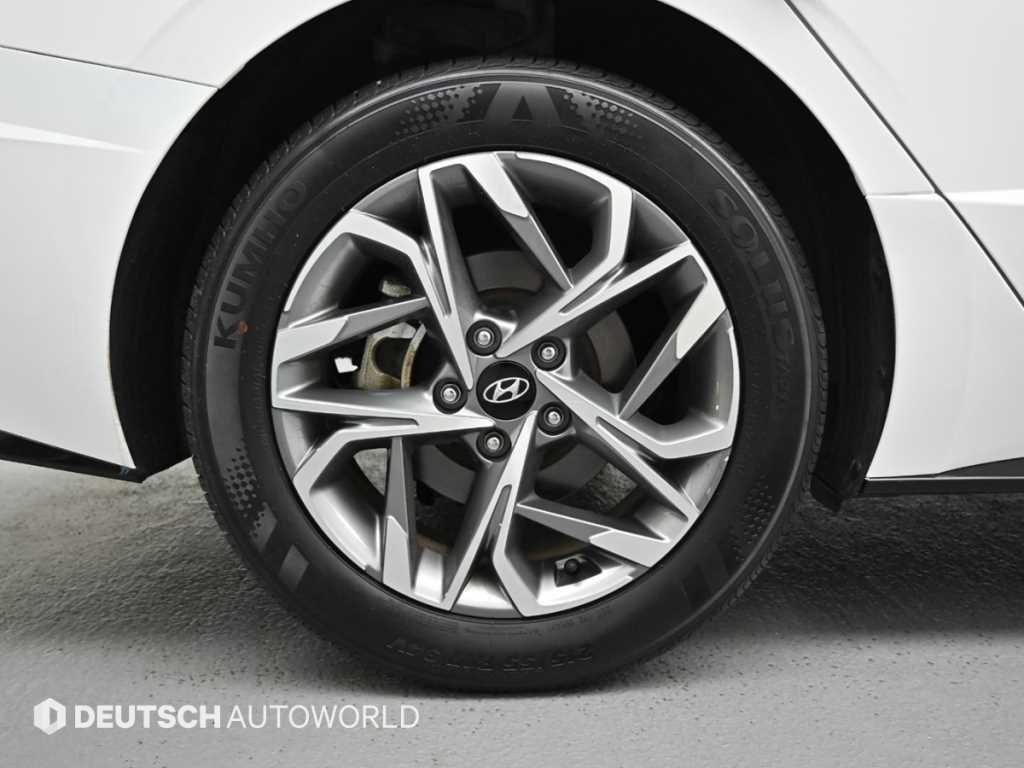 Hyundai Sonata — photo 05