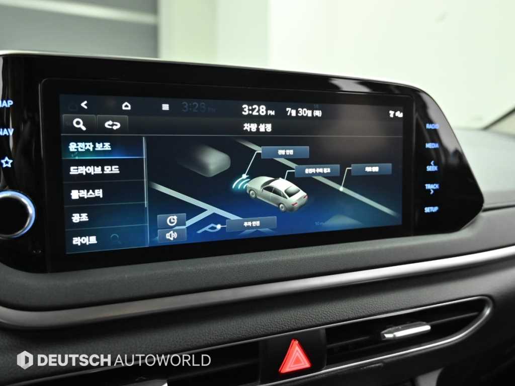 Hyundai Sonata — photo 17