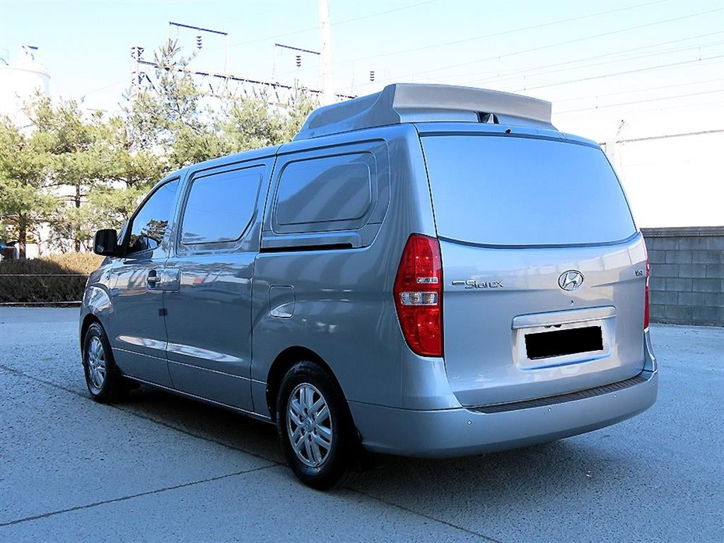 Hyundai Starex — photo 03