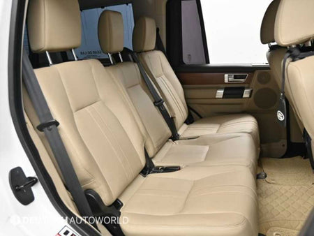 Land Rover Discovery — photo 12
