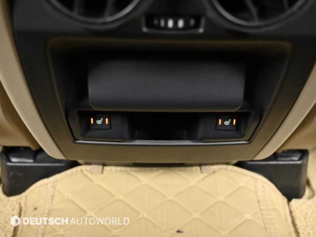 Land Rover Discovery — photo 16