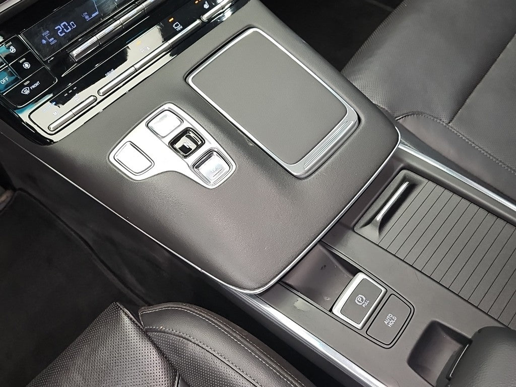 Hyundai Grandeur — photo 08