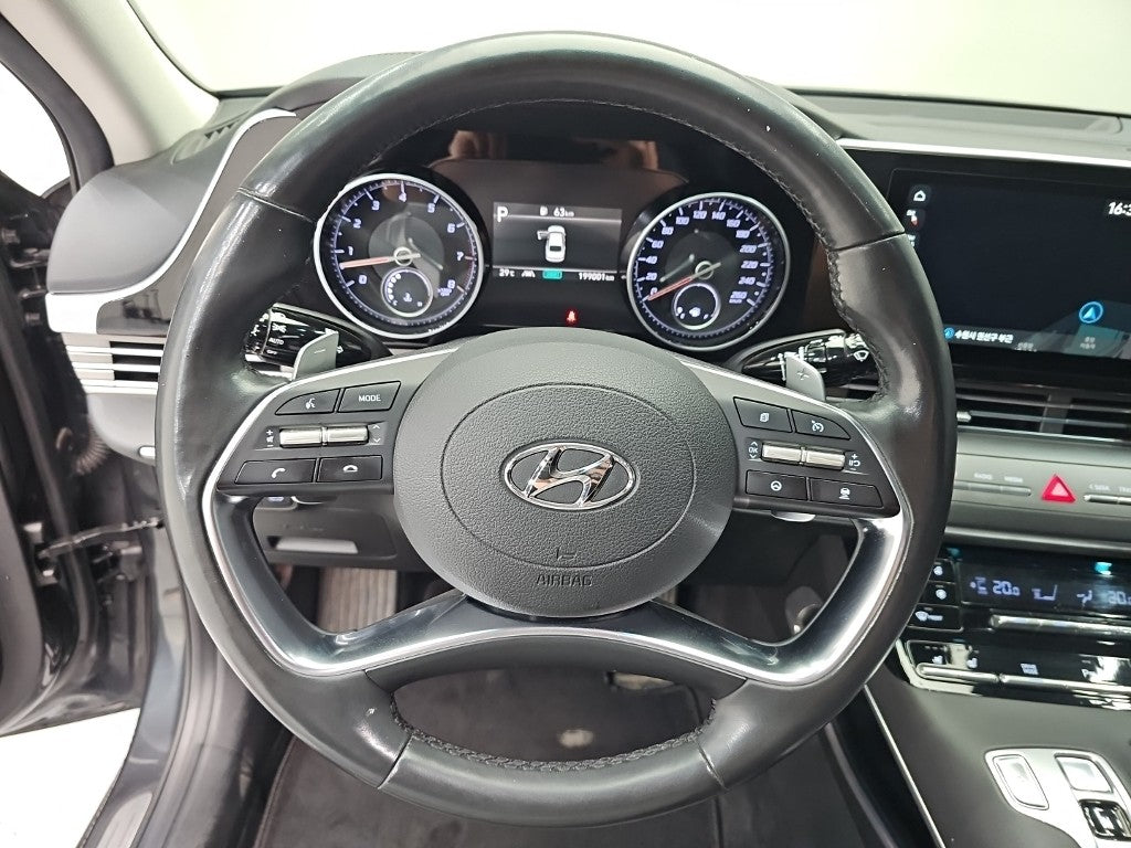 Hyundai Grandeur — photo 09