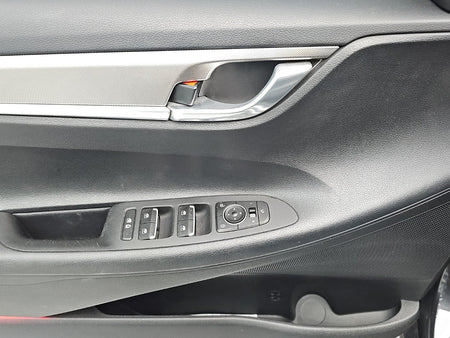 Hyundai Grandeur — photo 16