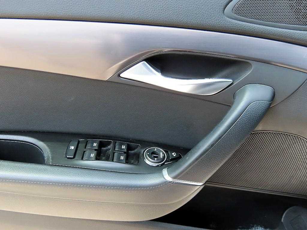 Hyundai i40 — photo 11