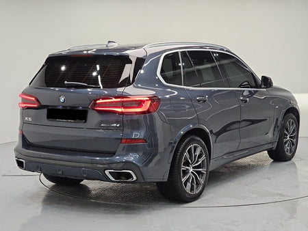 BMW X5 — photo 04