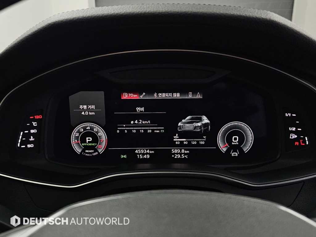 Audi A6 — photo 08